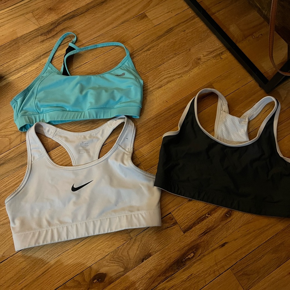 Sports bra bundle